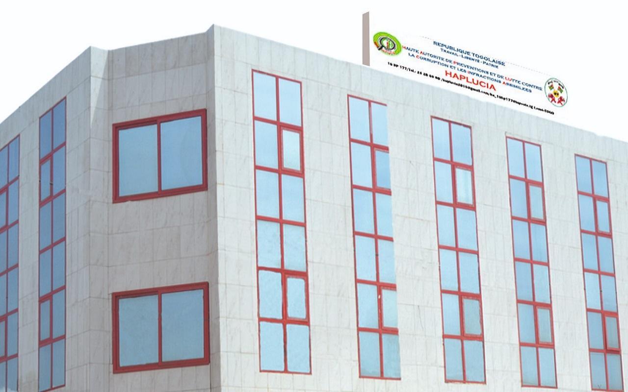 Campagne de la Haplucia contre la corruption : Beaucoup de bruit pour rien Campagne de la Haplucia contre la corruption : Beaucoup de bruit pour rien