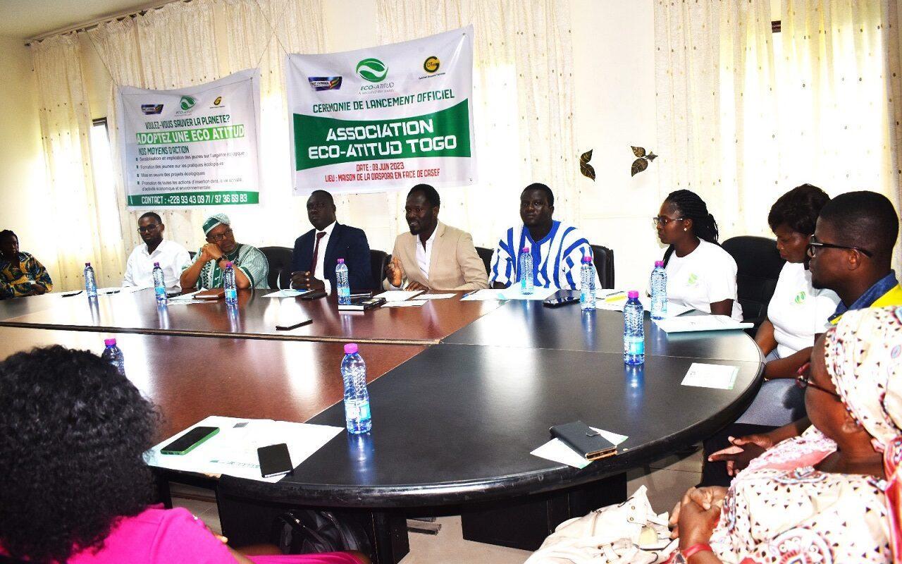 Créée en France, l’Association Eco Atitud s’implante au Togo Créée en France, l’Association Eco Atitud s’implante au Togo