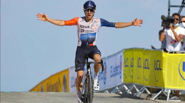 Tour de France : le Canadien Michael Woods triomphe au sommet du puy de Dôme Tour de France : le Canadien Michael Woods triomphe au sommet du puy de Dôme