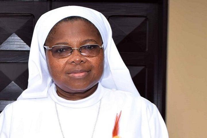 Togo : Sœur Marie-Pauline Kisita Suka, nouvelle supérieure générale des Sœurs de l’Institut Notre-Dame de l’Église Togo : Sœur Marie-Pauline Kisita Suka, nouvelle supérieure générale des Sœurs de l’Institut Notre-Dame de l’Église