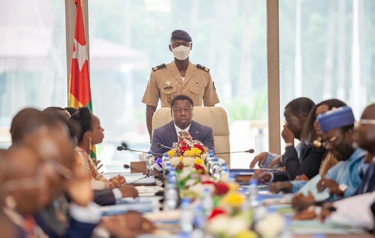 Togo–Surenchères : le gouvernement et ses communiqués fades Togo–Surenchères : le gouvernement et ses communiqués fades