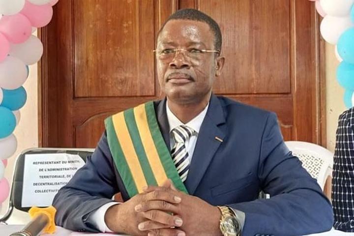 Togo/rentrée scolaire : Aboka met en garde les responsables des bars, des lieux de cultes, des mosquées, et des couvents Togo/rentrée scolaire : Aboka met en garde les responsables des bars, des lieux de cultes, des mosquées, et des couvents