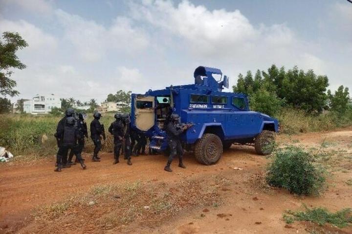 Togo : échanges de coups de feu entre Forces de l’ordre et malfrats à Lomé Togo : échanges de coups de feu entre Forces de l’ordre et malfrats à Lomé