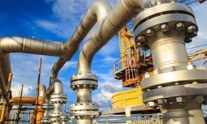 En Afrique, les traders et les banques locales comblent une partie du déficit de financement des projets pétroliers En Afrique, les traders et les banques locales comblent une partie du déficit de financement des projets pétroliers