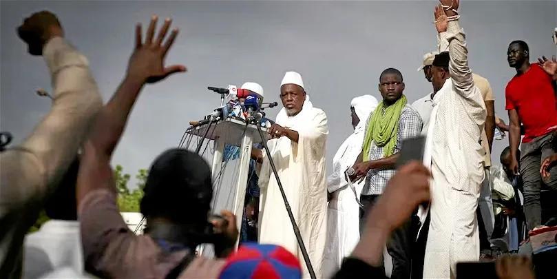 L’Afrique et le désenchantement démocratique L’Afrique et le désenchantement démocratique