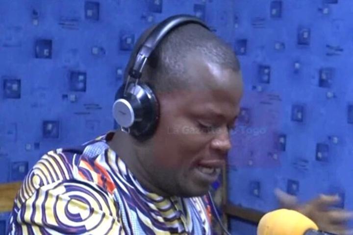 Togo/Médias : Joachim Agbetim interdit d’animer toute émission d’actualité ou d’information sur toute radio agréée par la HAAC Togo/Médias : Joachim Agbetim interdit d’animer toute émission d’actualité ou d’information sur toute radio agréée par la HAAC