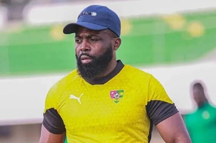 Togo/Tensions au sein des Éperviers : Le ministère des sports dévoile les dessous de la nomination de Kader Coubadja Togo/Tensions au sein des Éperviers : Le ministère des sports dévoile les dessous de la nomination de Kader Coubadja