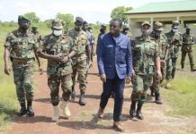 L’armée N’A pas à se Mêler de la Politique L’armée N’A pas à se Mêler de la Politique