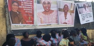 Femmes Des Démocrates Au Togo En Grève De La Faim Femmes Des Démocrates Au Togo En Grève De La Faim