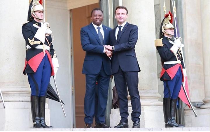 Togo-Cameroun: Sourires d'un Dictateur en France Togo-Cameroun: Sourires d'un Dictateur en France