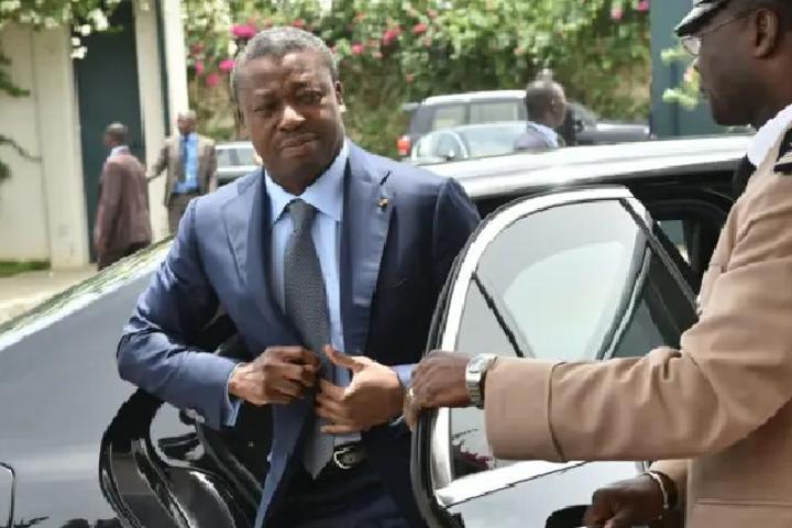 Faure Gnassingbé Malmène Son Peuple Pour La Paix Faure Gnassingbé Malmène Son Peuple Pour La Paix