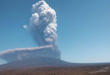 Éruption du Volcan Hayli Gubbi Après 12.000 Ans Éruption du Volcan Hayli Gubbi Après 12.000 Ans