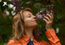 Sommes-Nous Sensibles aux Phéromones? Sommes-Nous Sensibles aux Phéromones?