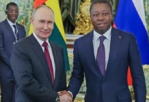 Togo Et Russie: Présence Militaire Russe Dans Le Golfe Togo Et Russie: Présence Militaire Russe Dans Le Golfe