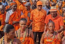 Fabre Recadre le Préfet sur la Commémoration Eyadéma Fabre Recadre le Préfet sur la Commémoration Eyadéma