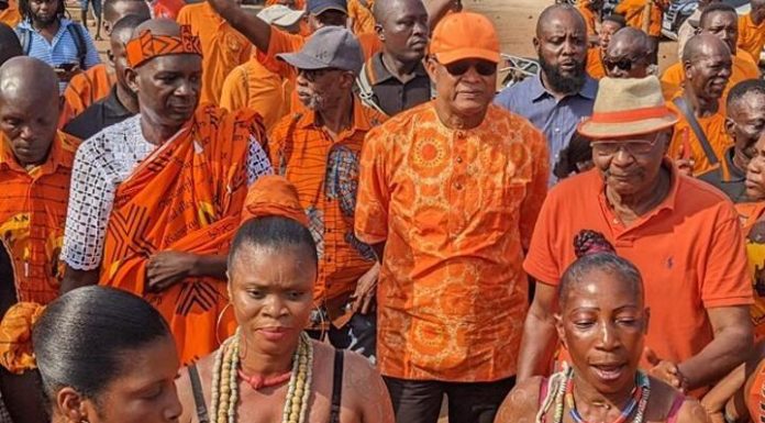 Fabre Recadre le Préfet sur la Commémoration Eyadéma Fabre Recadre le Préfet sur la Commémoration Eyadéma