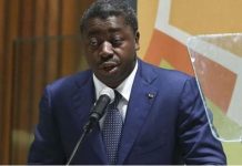 Libérations Sous Pression: Le Pouvoir Éteint Le Feu Libérations Sous Pression: Le Pouvoir Éteint Le Feu