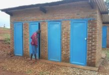 Maire Imposant Latrines Hygiéniques à Agoë-Nyivé 4 Maire Imposant Latrines Hygiéniques à Agoë-Nyivé 4