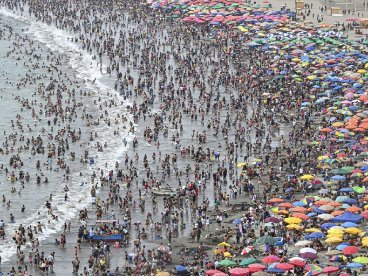 Plage emblématique du Pérou fermée pour pollution Plage emblématique du Pérou fermée pour pollution
