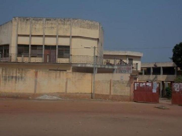 Infrastructures Publiques En Ruines Au Togo Infrastructures Publiques En Ruines Au Togo