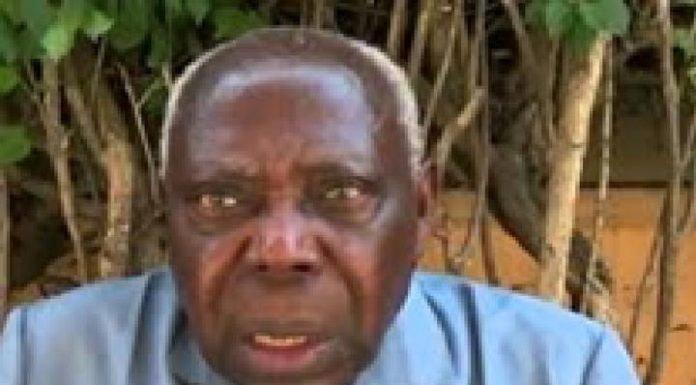 Hommage À Têtêvi Godwin Tété-Adjalogo Un Géant Hommage À Têtêvi Godwin Tété-Adjalogo Un Géant