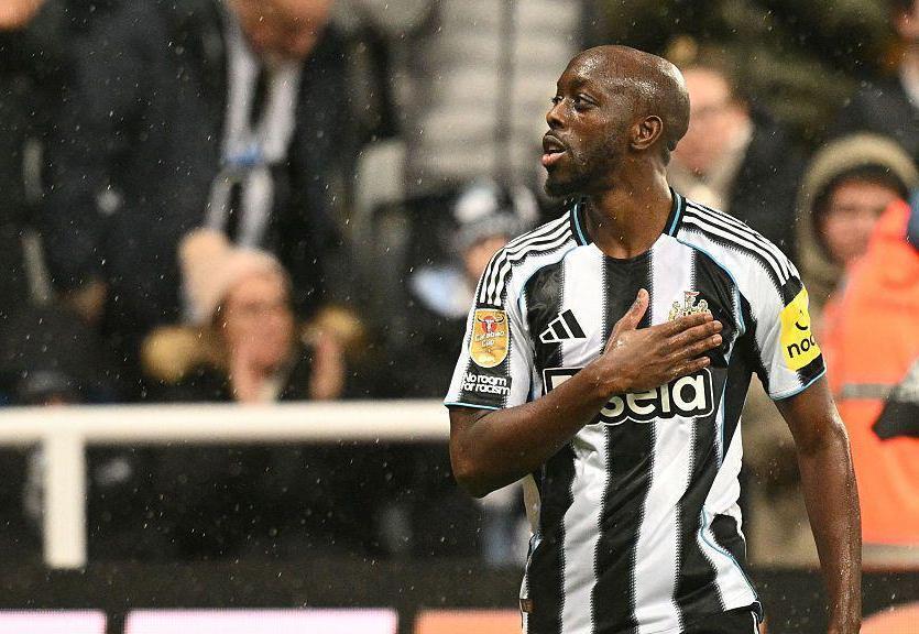 Wissa Et Newcastle Défieront Barcelone En Huitièmes Wissa Et Newcastle Défieront Barcelone En Huitièmes