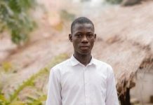 Jeune Homme Meurt Sous Tortures Pour Vieille Dette Jeune Homme Meurt Sous Tortures Pour Vieille Dette