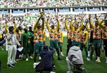 Sénégal Célèbre Sa Victoire à la CAN au Stade de France Sénégal Célèbre Sa Victoire à la CAN au Stade de France