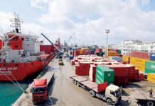 4 مليارات دولار عجزاً تجارياً في 7 أشهر ميناء تونس تجارة