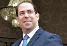 الشاهد يهنئ قيس سعيد بالفوز بالرئاسة يوسف الشاهد