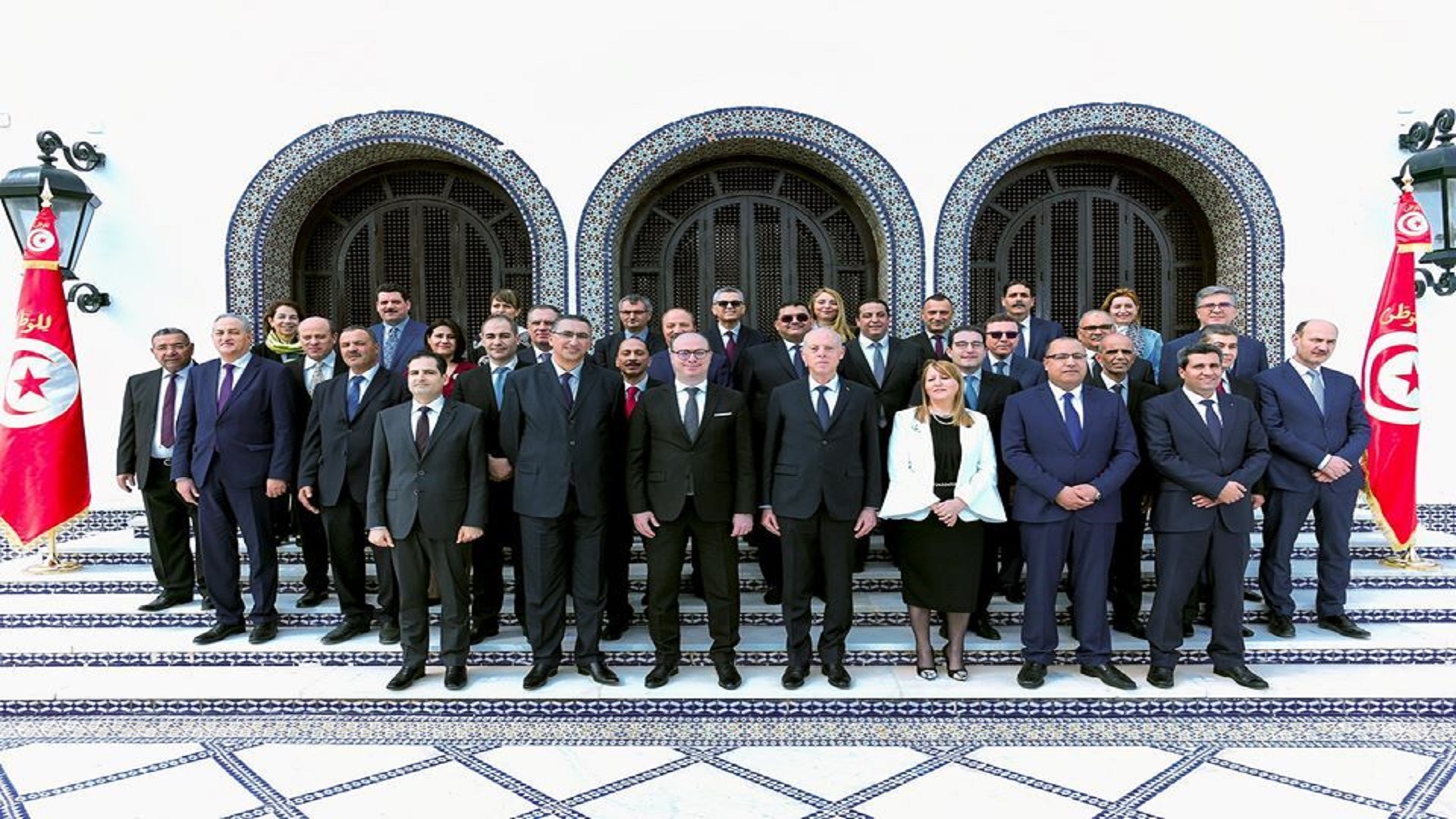 New Tunisian government sworn in