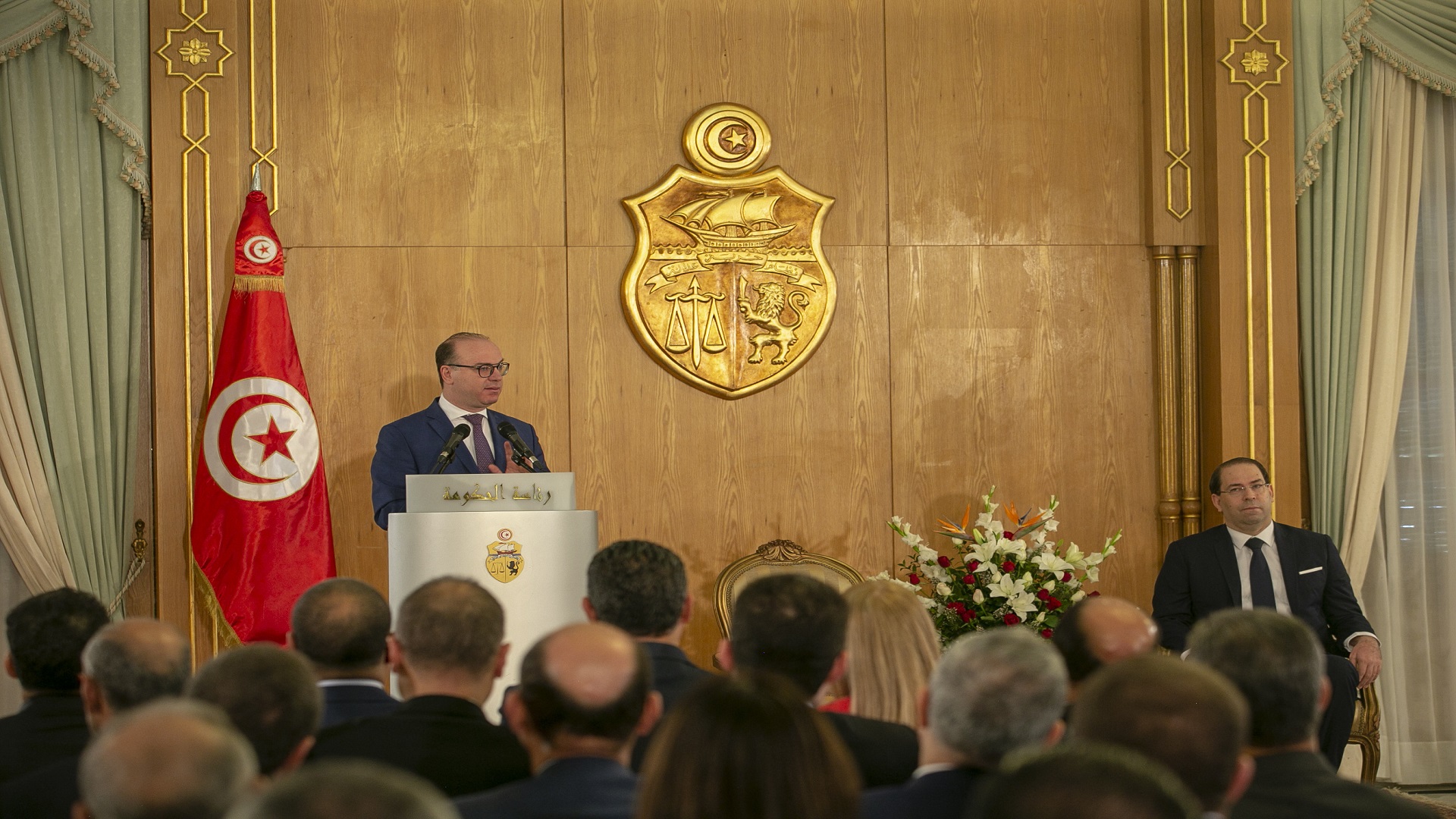 New government in Tunisia assumes office