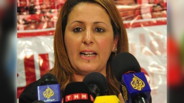 ليلي الحدّاد تندّد بقضاء البوليس بعد اقرار حكم سجن الصحفي أيمن البشيني ل6 أشهر بسبب مناوشة مع أمنيين ليلي الحدّاد تندّد بقضاء البوليس بعد اقرار حكم سجن الصحفي أيمن البشيني ل6 أشهر بسبب مناوشة مع أمنيين