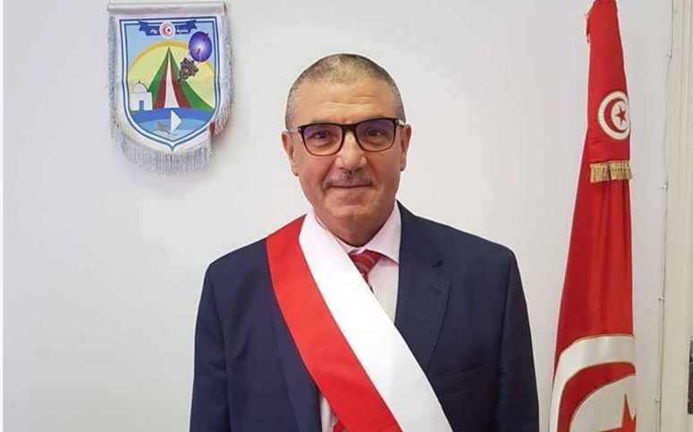 رئيس الجامعة الوطنية للبلديات التونسية يندد باقالة المدير العام للوكالة الوطنية للتصرف على خلفية ملف النفايات الايطالية ويطالب بفتح تحقيقات جدية في الغرض رئيس الجامعة الوطنية للبلديات التونسية يندد باقالة المدير العام للوكالة الوطنية للتصرف على خلفية ملف النفايات الايطالية ويطالب بفتح تحقيقات جدية في الغرض