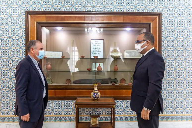 الوضع الاجتماعي وغلاء الأسعار أبرز محاور لقاء رئيس الحكومة بالأمين العام للاتحاد العام التونسي للشغل الوضع الاجتماعي وغلاء الأسعار أبرز محاور لقاء رئيس الحكومة بالأمين العام للاتحاد العام التونسي للشغل