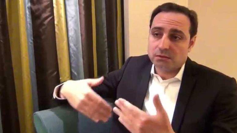 مجلة jeune afrique تكشف عن أسباب رفض هولاندا تزكية كمال القيزاني سفيرا لتونس في لاهاي