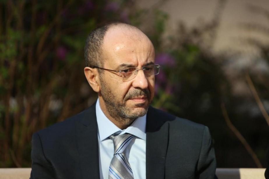 بلحسن الطرابلسي للقضاء الفرنسي: انا مُهدد بسوء المعاملة في تونس و3 من أشقائي ماتوا في السجن بعد الثورة بلحسن الطرابلسي للقضاء الفرنسي: انا مُهدد بسوء المعاملة في تونس و3 من أشقائي ماتوا في السجن بعد الثورة