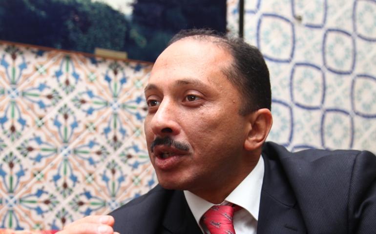 محمد عبو للمشيشي: أمامك فرصة تاريخية لمحاسبة السياسيين الفاسدين أو قدم استقالتك وعد إلى منزلك حتى لا تنتهي مُطاردا محمد عبو للمشيشي: أمامك فرصة تاريخية لمحاسبة السياسيين الفاسدين أو قدم استقالتك وعد إلى منزلك حتى لا تنتهي مُطاردا