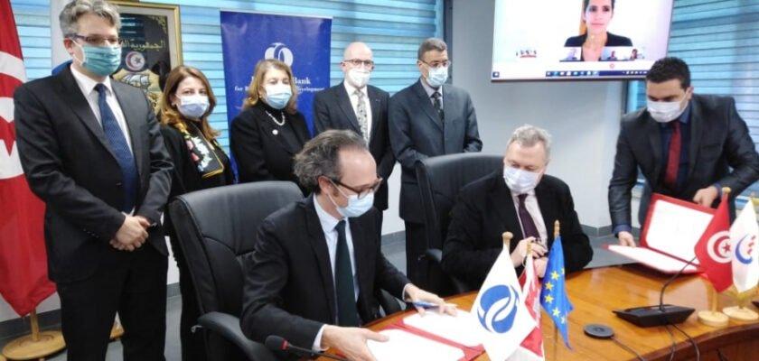 “الستاغ” تحصل على قرض بـ 980 مليارا من البنك الأوروبي لإعادة الإعمار والتنمية “الستاغ” تحصل على قرض بـ 980 مليارا من البنك الأوروبي لإعادة الإعمار والتنمية