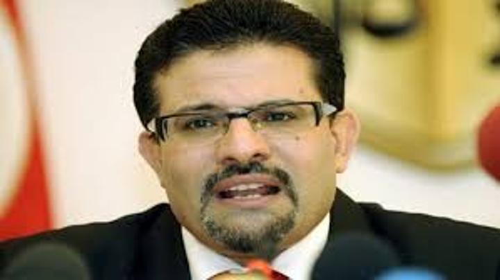 رفيق عبد السلام: جهات استخباراتية وأذرع إرهابية وراء اغتيال شكري بلعيد لإخراج الترويكا من الحكم رفيق عبد السلام: جهات استخباراتية وأذرع إرهابية وراء اغتيال شكري بلعيد لإخراج الترويكا من الحكم