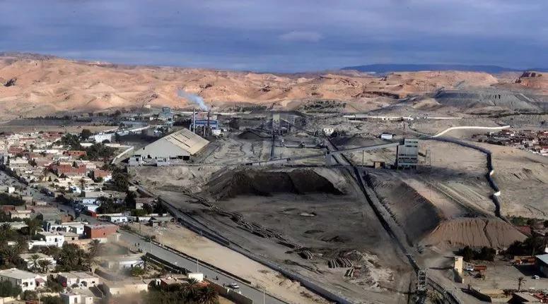 قفصة: إستمرار توقّف معمل المظيلة 1 لإنتاج ثلاثي الفسفاط الرّفيع منذ شهرين قفصة: إستمرار توقّف معمل المظيلة 1 لإنتاج ثلاثي الفسفاط الرّفيع منذ شهرين