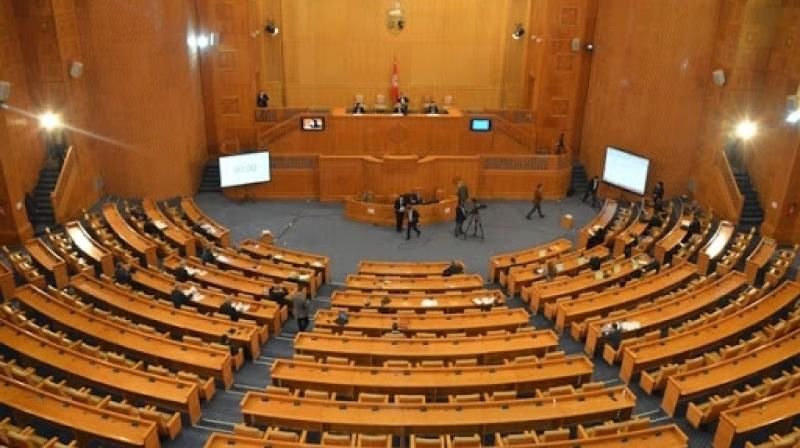 البرلمان: جلسة عامة للمصادقة على الترخيص للدولة في الانضمام لمُبادرة “كوفاكس” البرلمان: جلسة عامة للمصادقة على الترخيص للدولة في الانضمام لمُبادرة “كوفاكس”