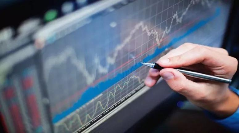 تراجع النمو الاقتصادي في تونس خلال سنة 2020 الى 8ر8 - بالمائة تراجع النمو الاقتصادي في تونس خلال سنة 2020 الى 8ر8 - بالمائة