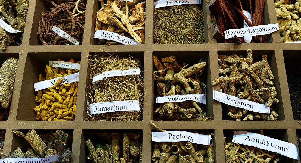 وصفة يمنية طبيعية لتقوية وإنبات الشعر... فيديو وصفة يمنية طبيعية لتقوية وإنبات الشعر... فيديو