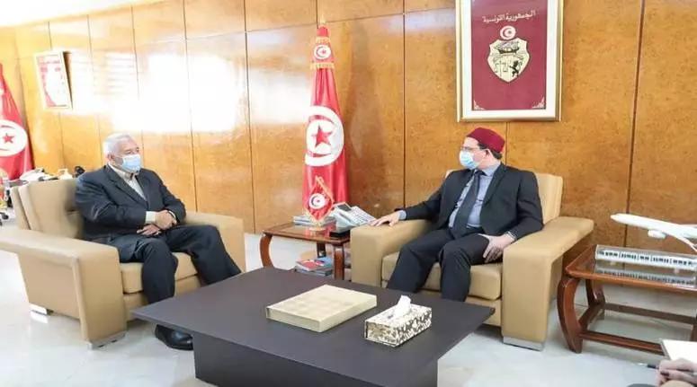 شقشوق والزار يتباحثان كيفية احداث مسارات تصدير النتوجات الفلاحية شقشوق والزار يتباحثان كيفية احداث مسارات تصدير النتوجات الفلاحية