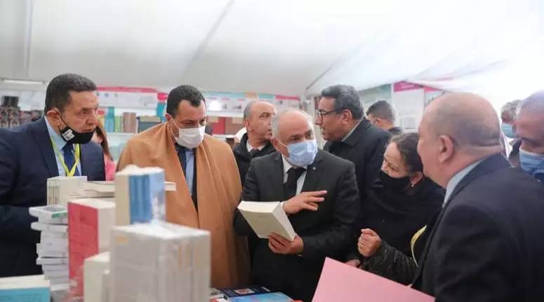 بشارع الحبيب بورقيبة بالعاصمة: الدورة التاسعة من معرض بشارع الحبيب بورقيبة بالعاصمة: الدورة التاسعة من معرض