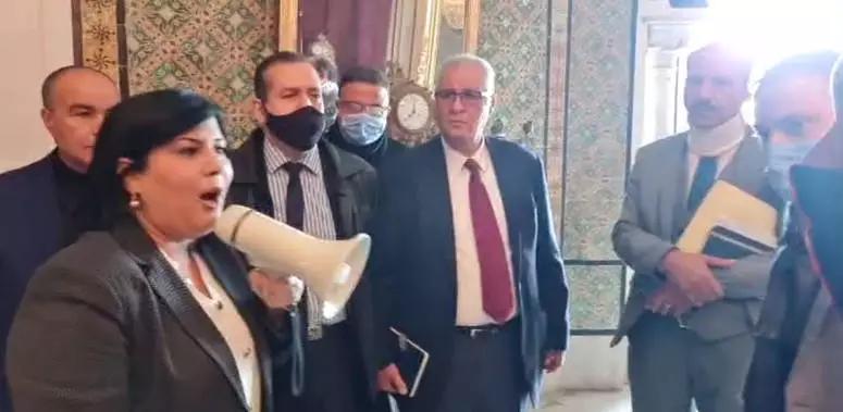 كتلة حركة النهضة تدعو النيابة العمومية لفتح تحقيق ضد عبير موسي كتلة حركة النهضة تدعو النيابة العمومية لفتح تحقيق ضد عبير موسي