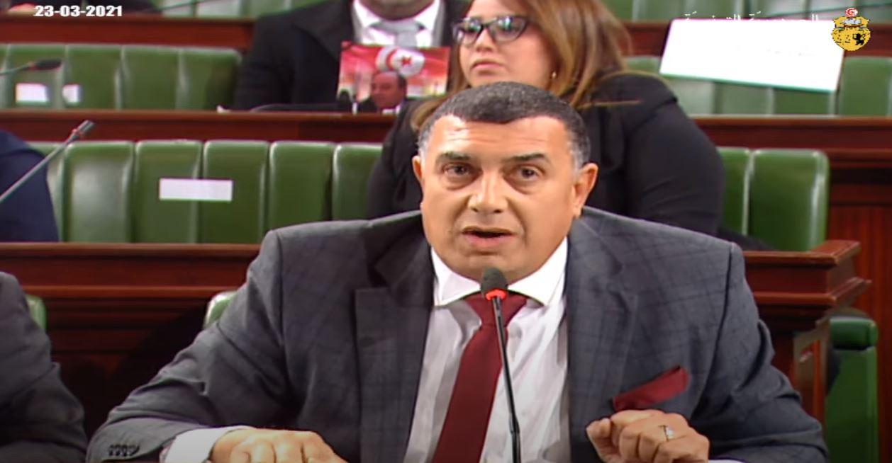 عياض اللومي: رانا فايقين بيكم.. الدستوري الحرّ هو الذراع السرّي لقيس سعيد عياض اللومي: رانا فايقين بيكم.. الدستوري الحرّ هو الذراع السرّي لقيس سعيد