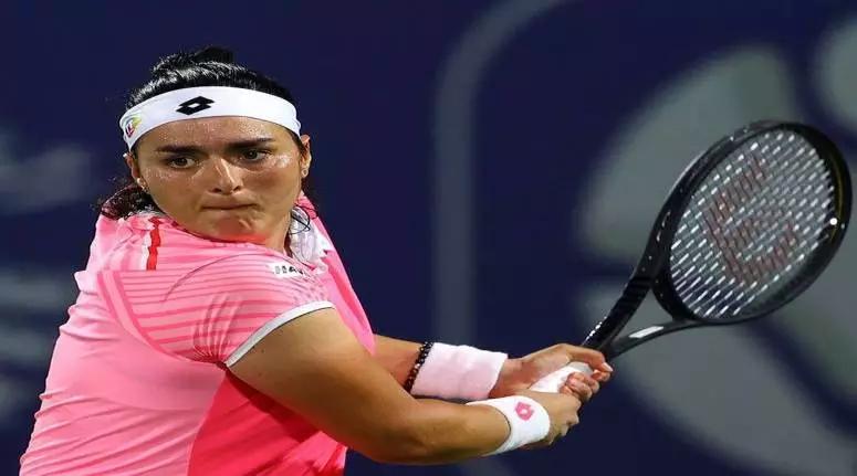 دورة شارلستون 2 للتنس - انس جابر تلاقي مساء اليوم اليابانية HIBINO Nao في ربع النهائي دورة شارلستون 2 للتنس - انس جابر تلاقي مساء اليوم اليابانية HIBINO Nao في ربع النهائي