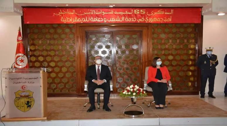 المشيشي: تصريحات سعيد ''خارج السياق وقراءاته للنص الدستوري فردية وشاذة'' المشيشي: تصريحات سعيد ''خارج السياق وقراءاته للنص الدستوري فردية وشاذة''